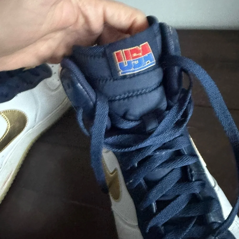 Nike Air Force 1 High USA Olympic Edition – Men’s 10.5 (Tag Missing)